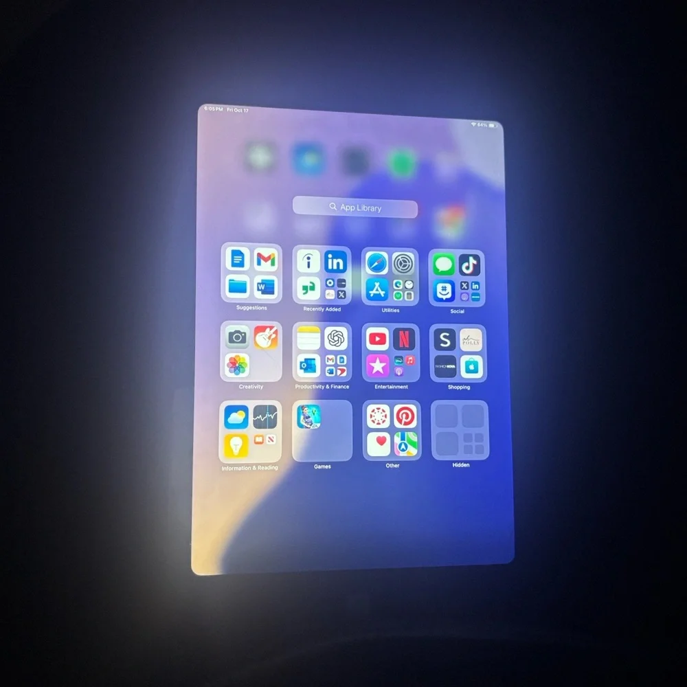 Apple Tablet - Black Frame